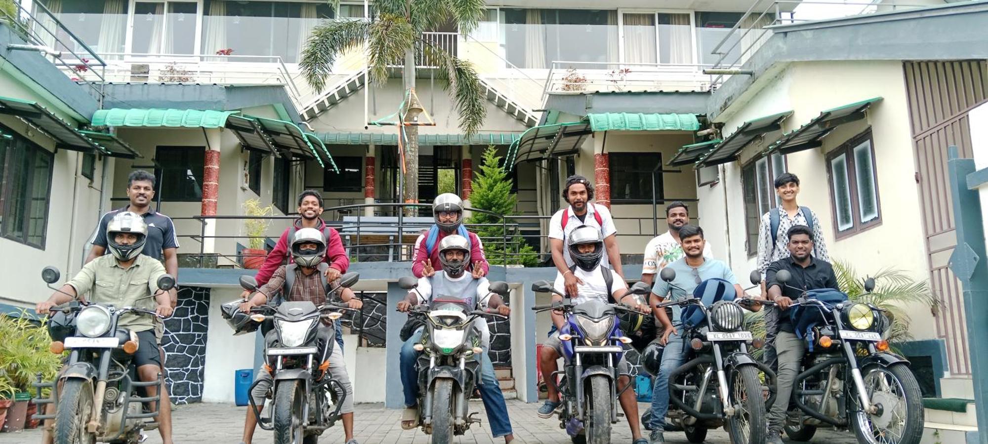 Vagamon Lake Palace Hostel Εξωτερικό φωτογραφία
