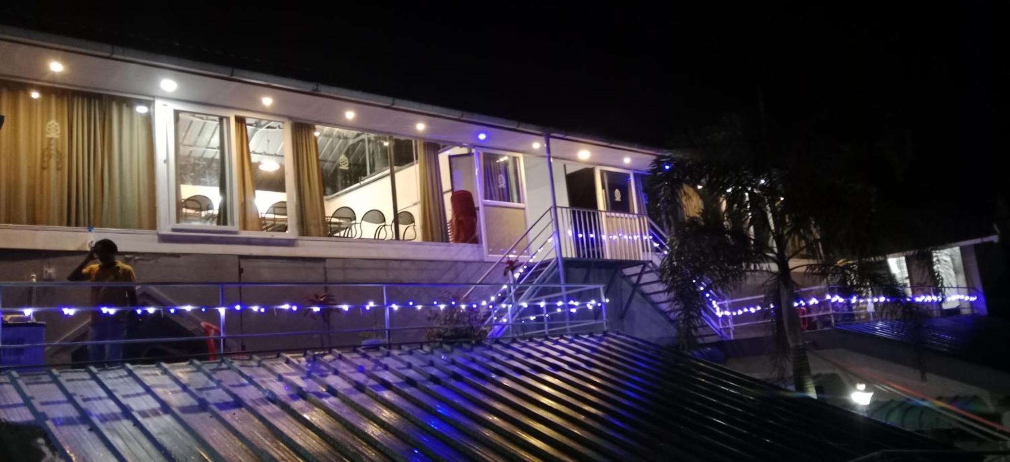 Vagamon Lake Palace Hostel Εξωτερικό φωτογραφία