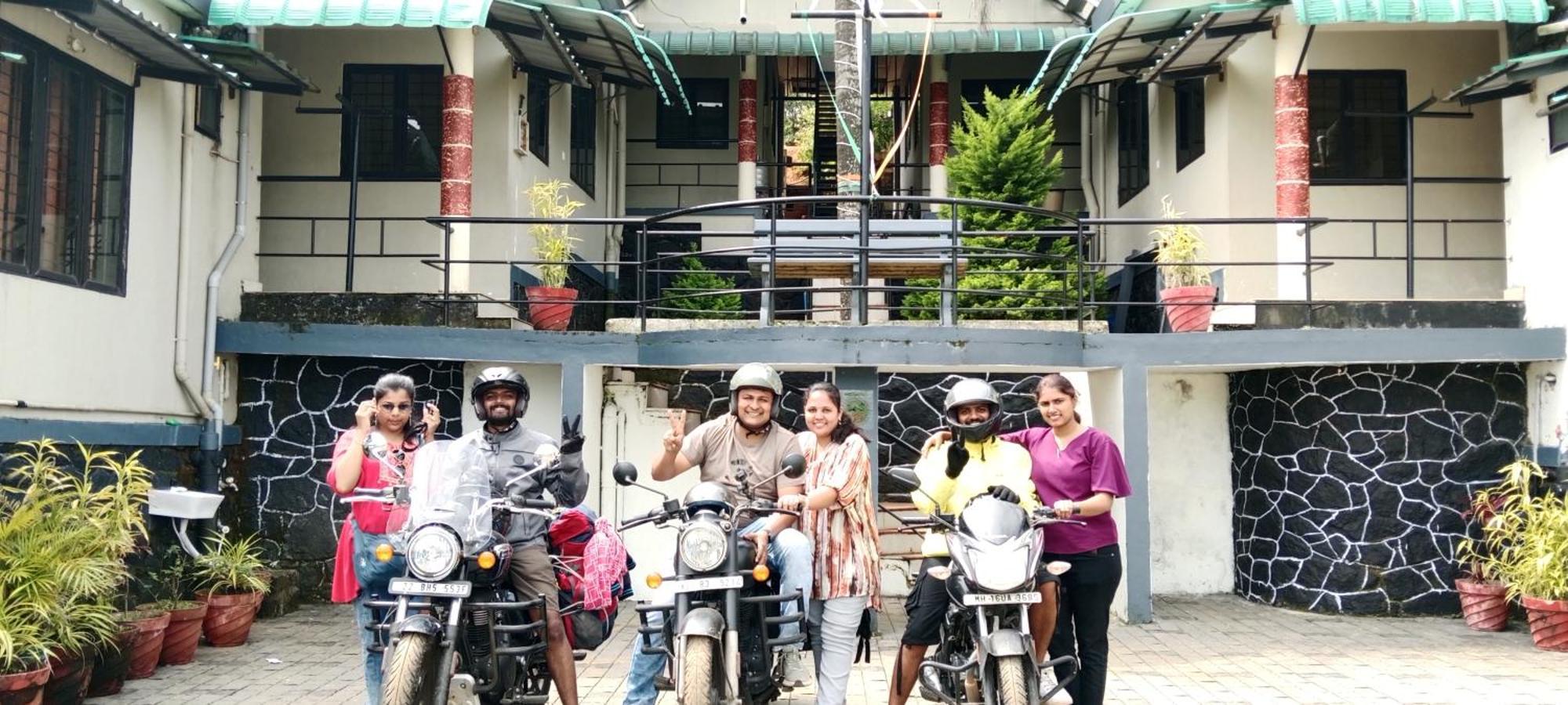 Vagamon Lake Palace Hostel Εξωτερικό φωτογραφία